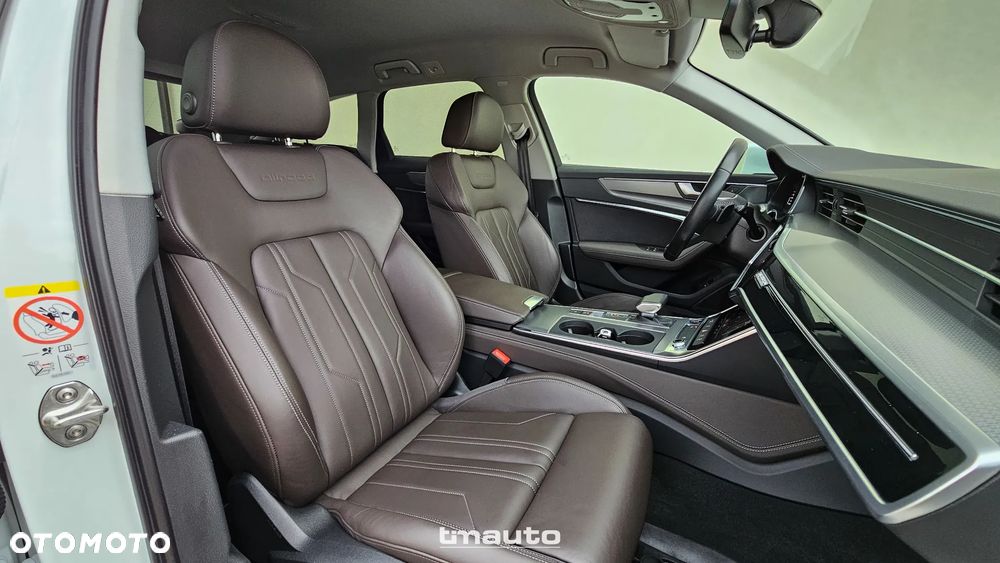 Audi A6 Allroad - 27