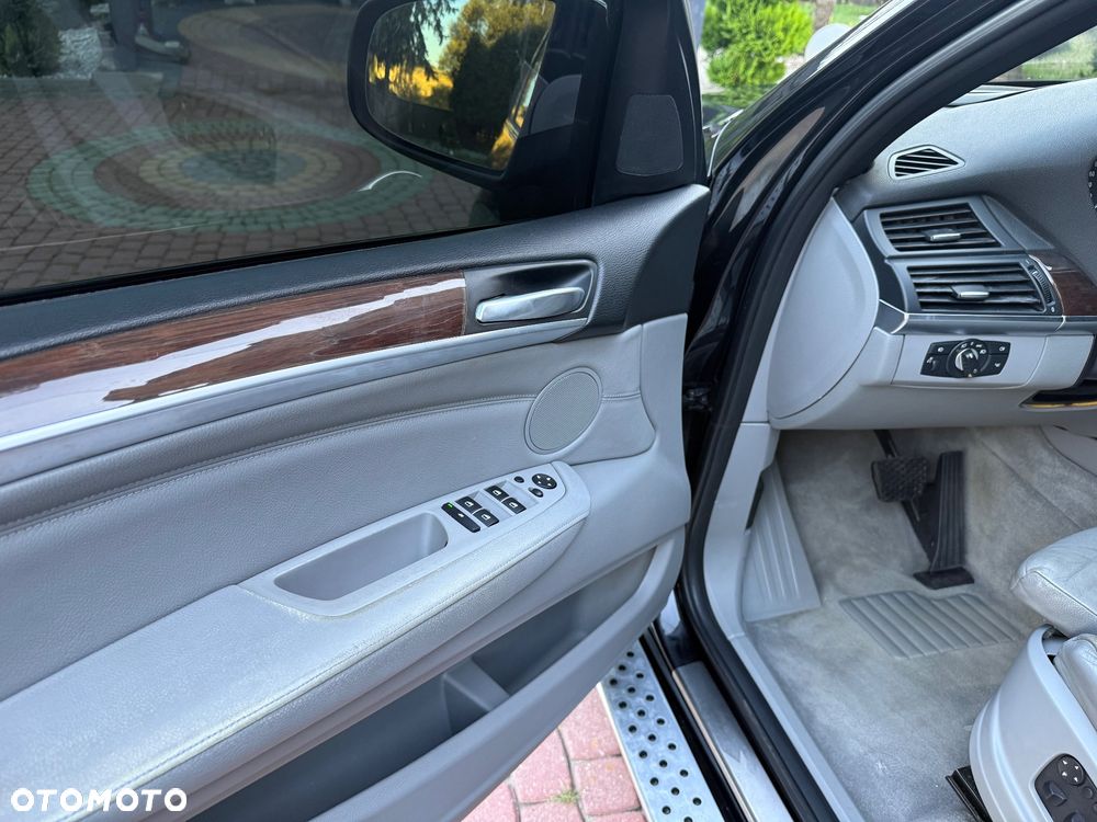 BMW X5 3.0sd xDrive - 8