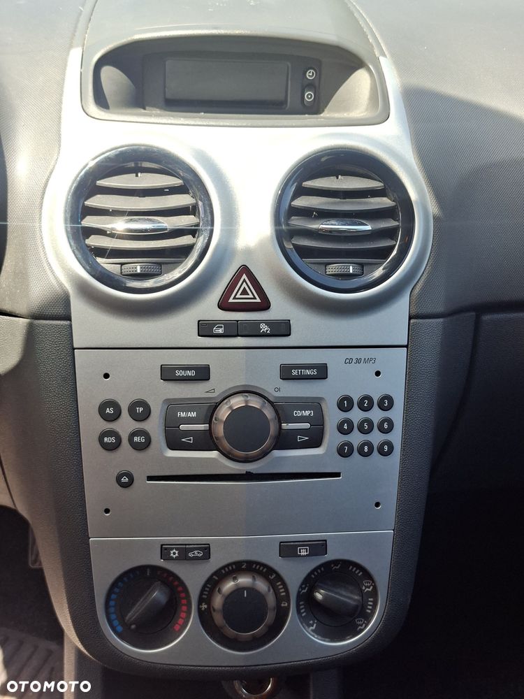 Opel Corsa - 9