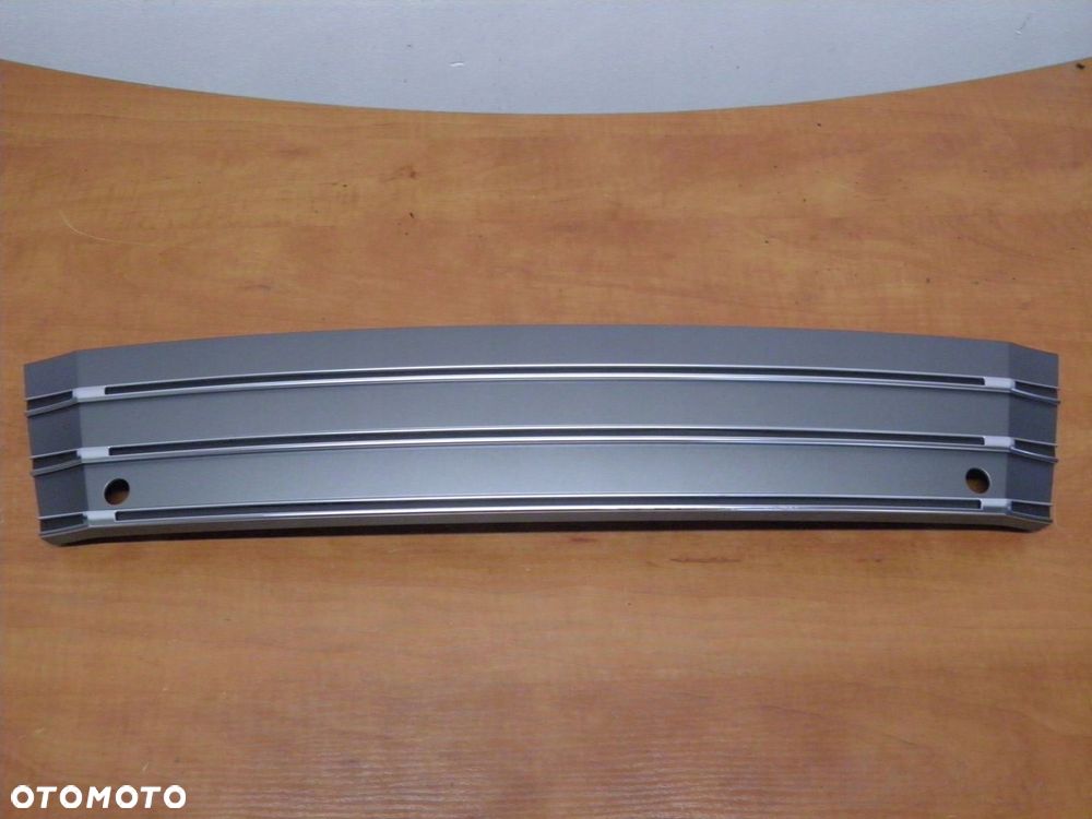 PODKŁADKA POD TABLICĘ AUDI A7 4G8 4G8807287 B NOWA ORYGINAŁ - 1