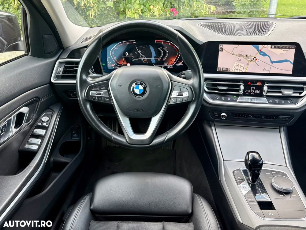 BMW Seria 3 320d Aut. Sport Line - 9