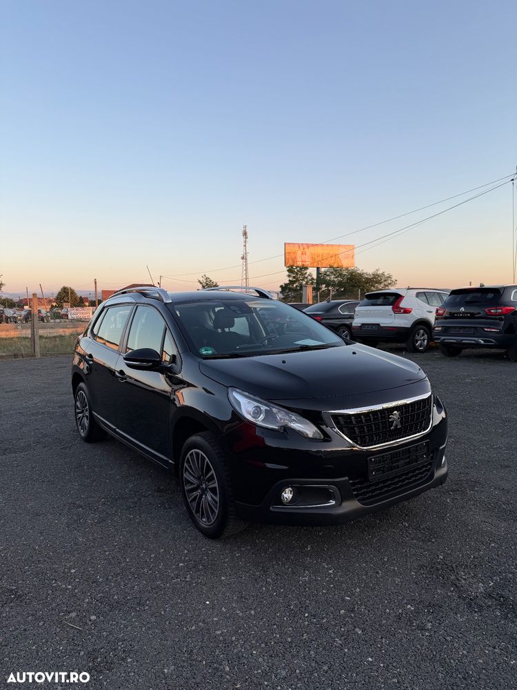 Peugeot 2008 1.2 L PureTech Allure - 2