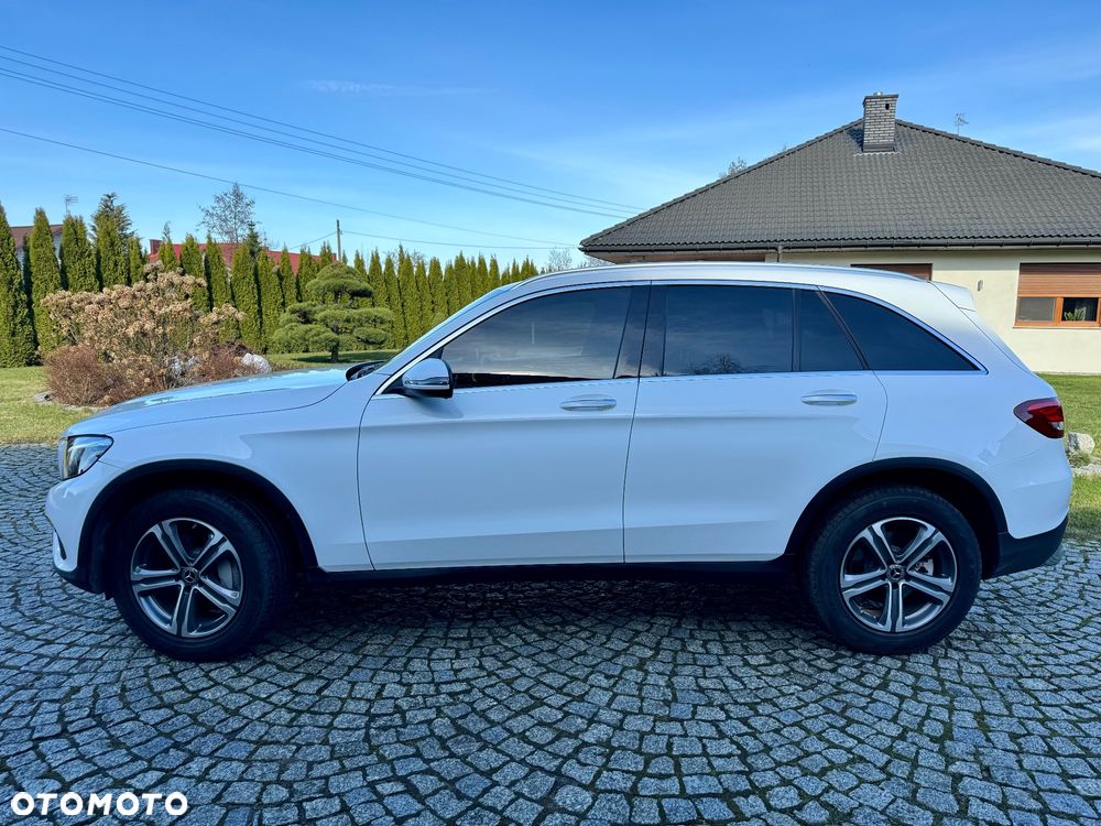 Mercedes-Benz GLC 300 4Matic 9G-TRONIC - 4