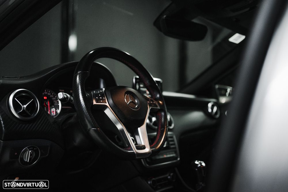 Mercedes-Benz A 180 CDI BE Edition AMG Line - 11