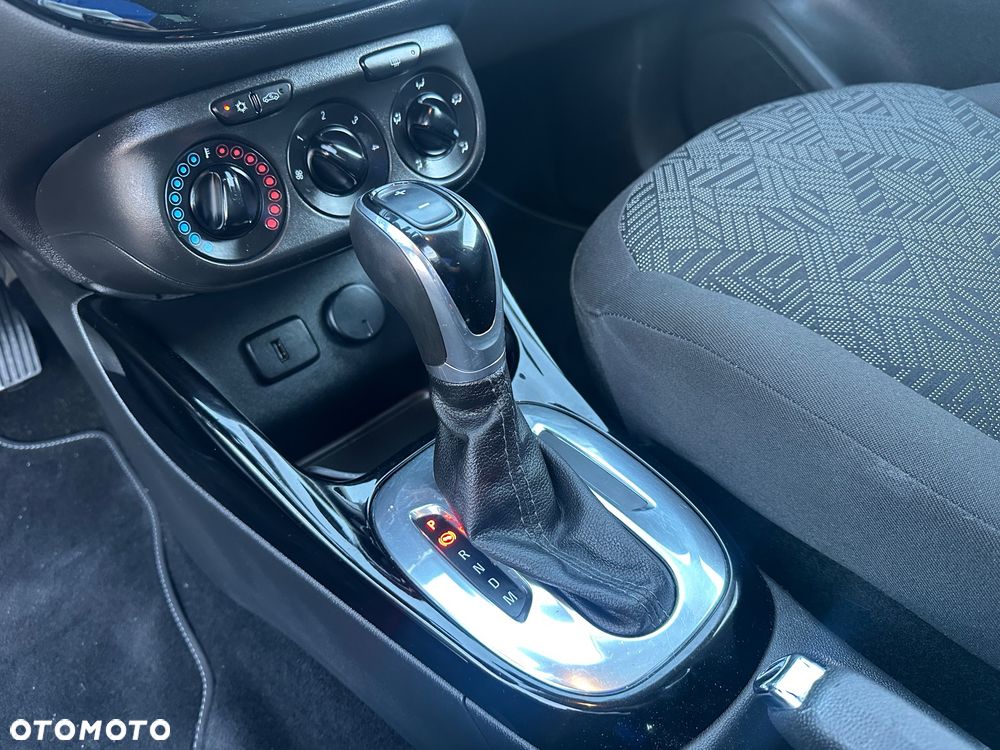 Opel Corsa 1.4 Cosmo - 23