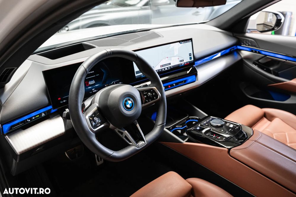 BMW i5 xDrive40 - 24