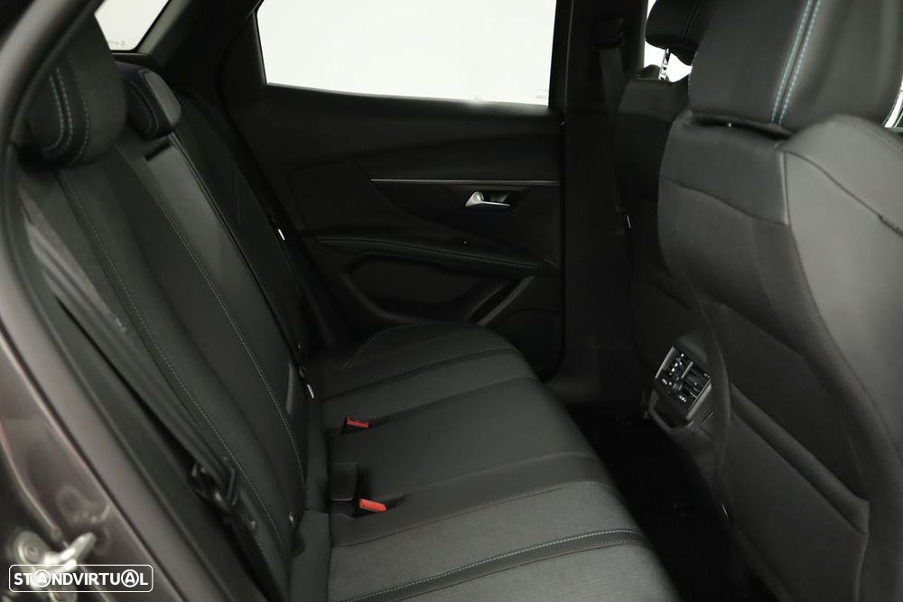 Peugeot 3008 1.2 Hybrid Allure Pack e-DCS6 - 23