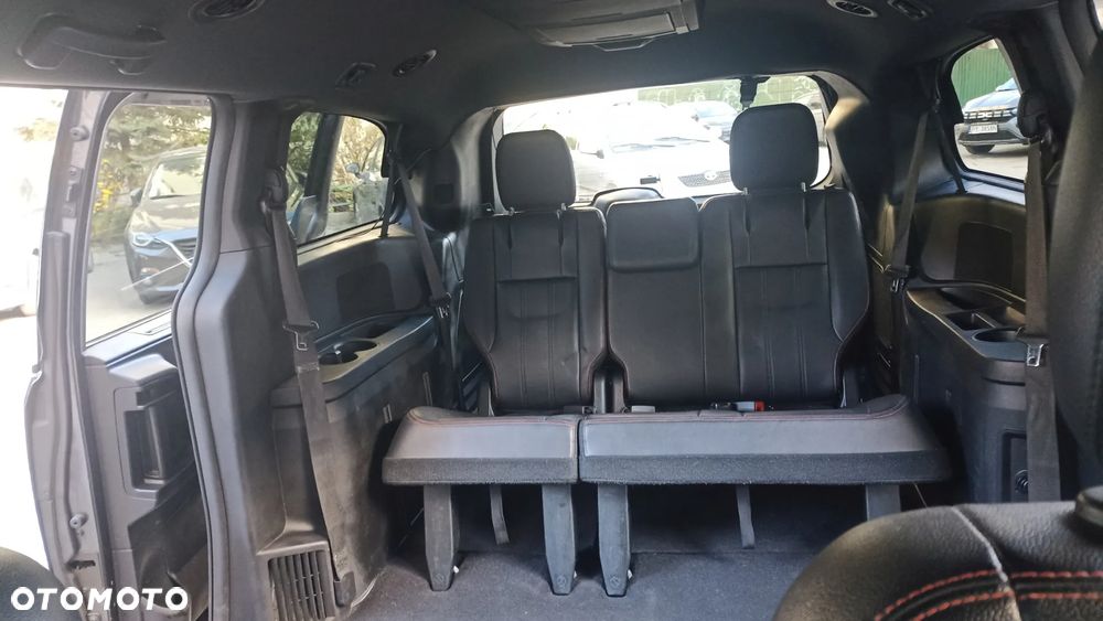 Dodge Grand Caravan 3.6 R/T - 18