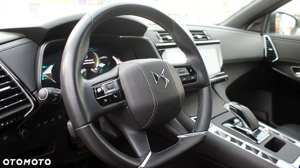 DS Automobiles DS 7 Crossback - 12