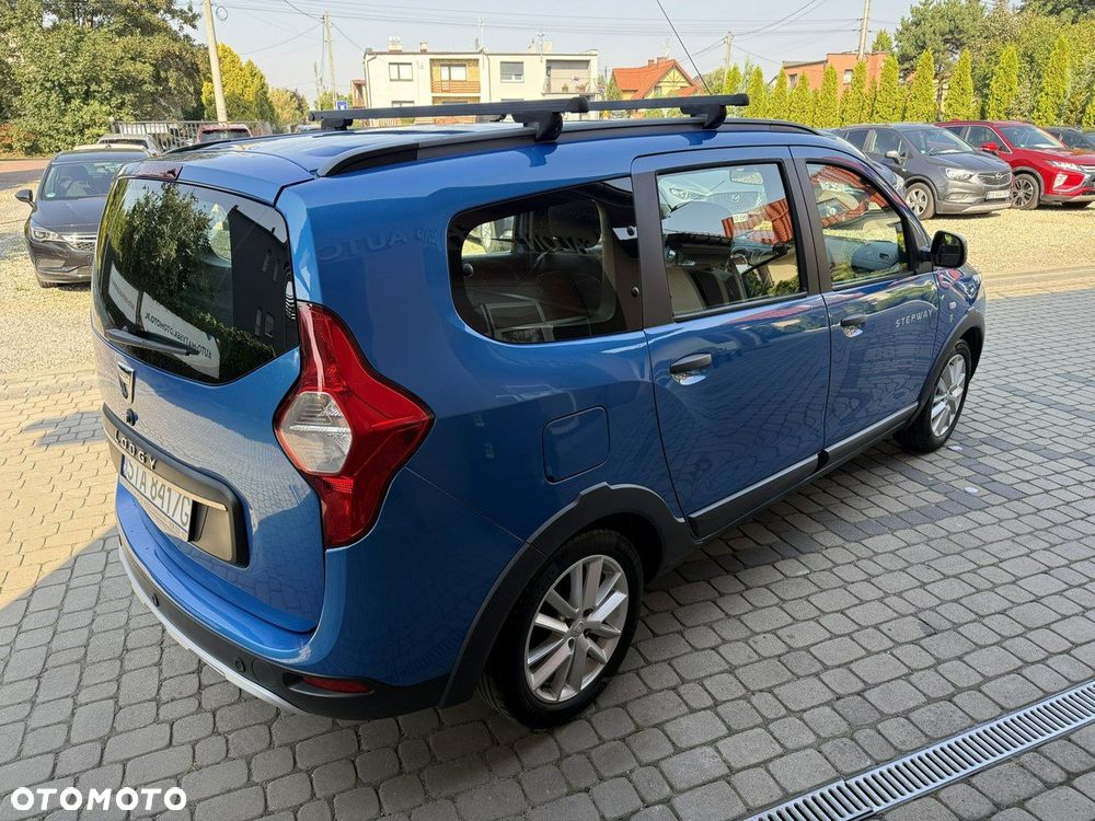 Dacia Lodgy 1.6 SCe Stepway S&S - 6