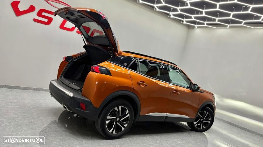 Peugeot 2008 1.2 PureTech Allure Pack EAT8 - 33