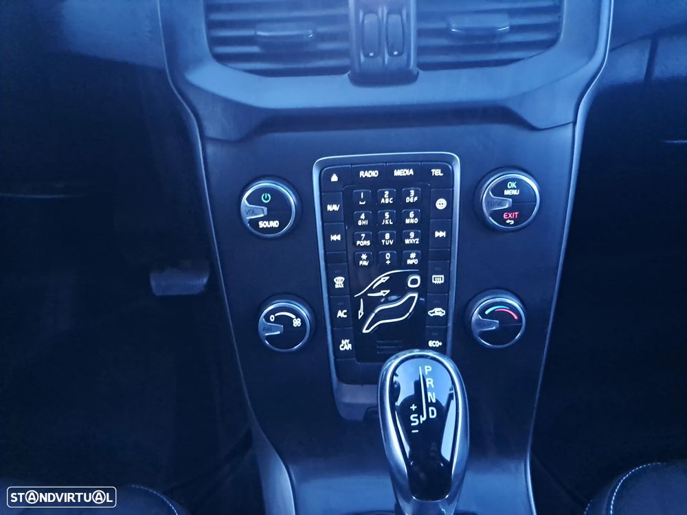 Volvo V40 1.5 T3 Sport Edition Geartronic - 25