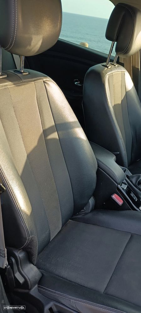 Renault Mégane Sport Tourer 1.5 dCi Bose Edition SS - 21