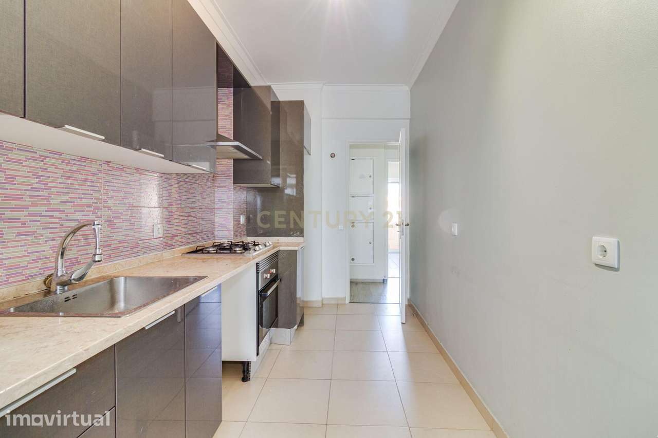 Apartamento T1 Remodelado Póvoa de Santo Adrião - Grande imagem: 2/16