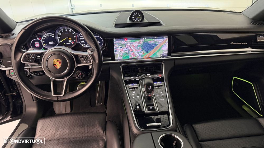 Porsche Panamera Sport Turismo 4 E-Hybrid 10 Years Edition - 14