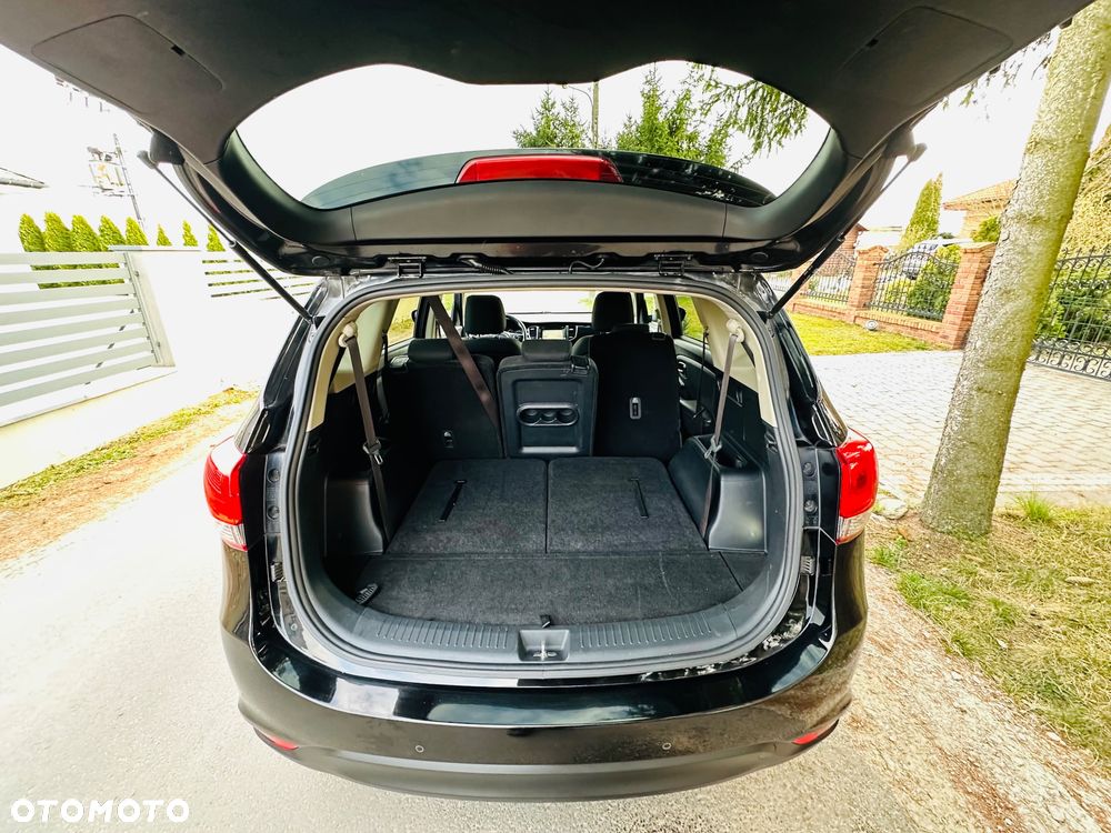Kia Carens 1.7 CRDi Business Line 7os 7DCT - 21
