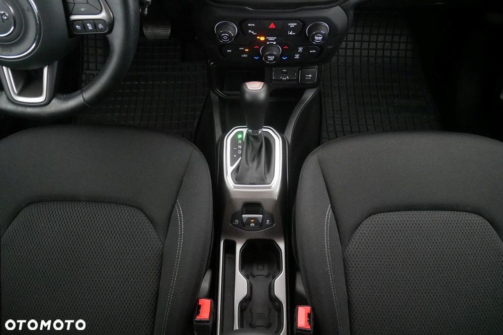 Jeep Renegade 1.3 GSE T4 Turbo Limited FWD S&S - 11