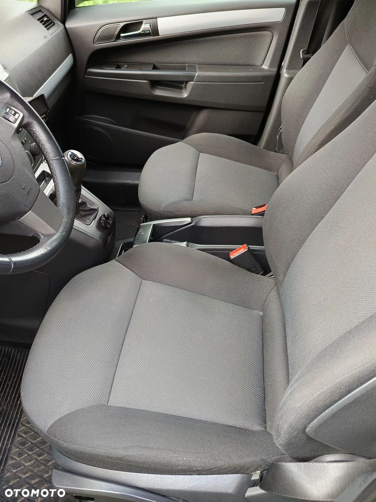 Opel Zafira 1.8 - 5