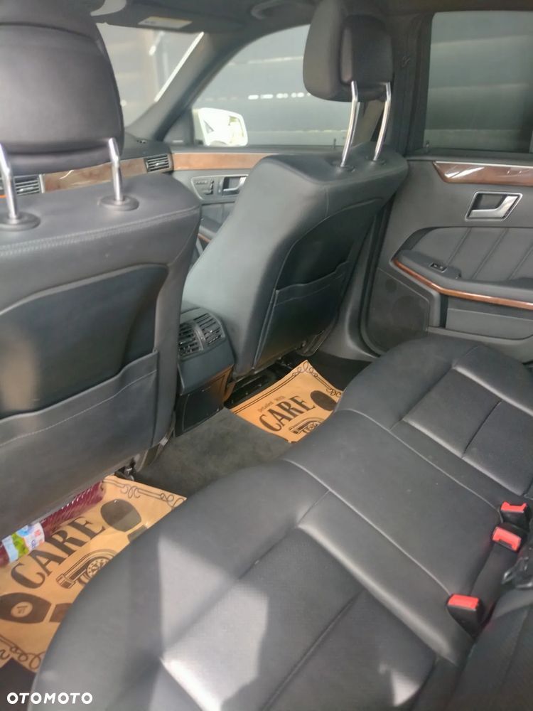 Mercedes-Benz Klasa E 350 BlueEFFICIENCY 7G-TRONIC Avantgarde - 6