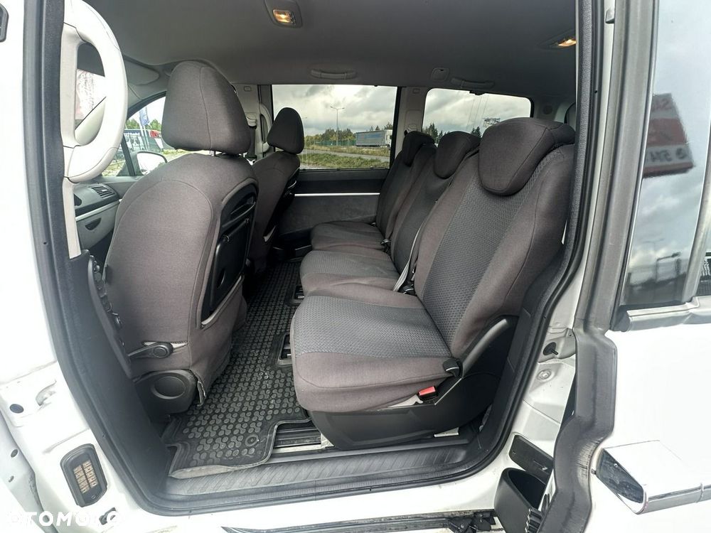 Citroën C8 - 11