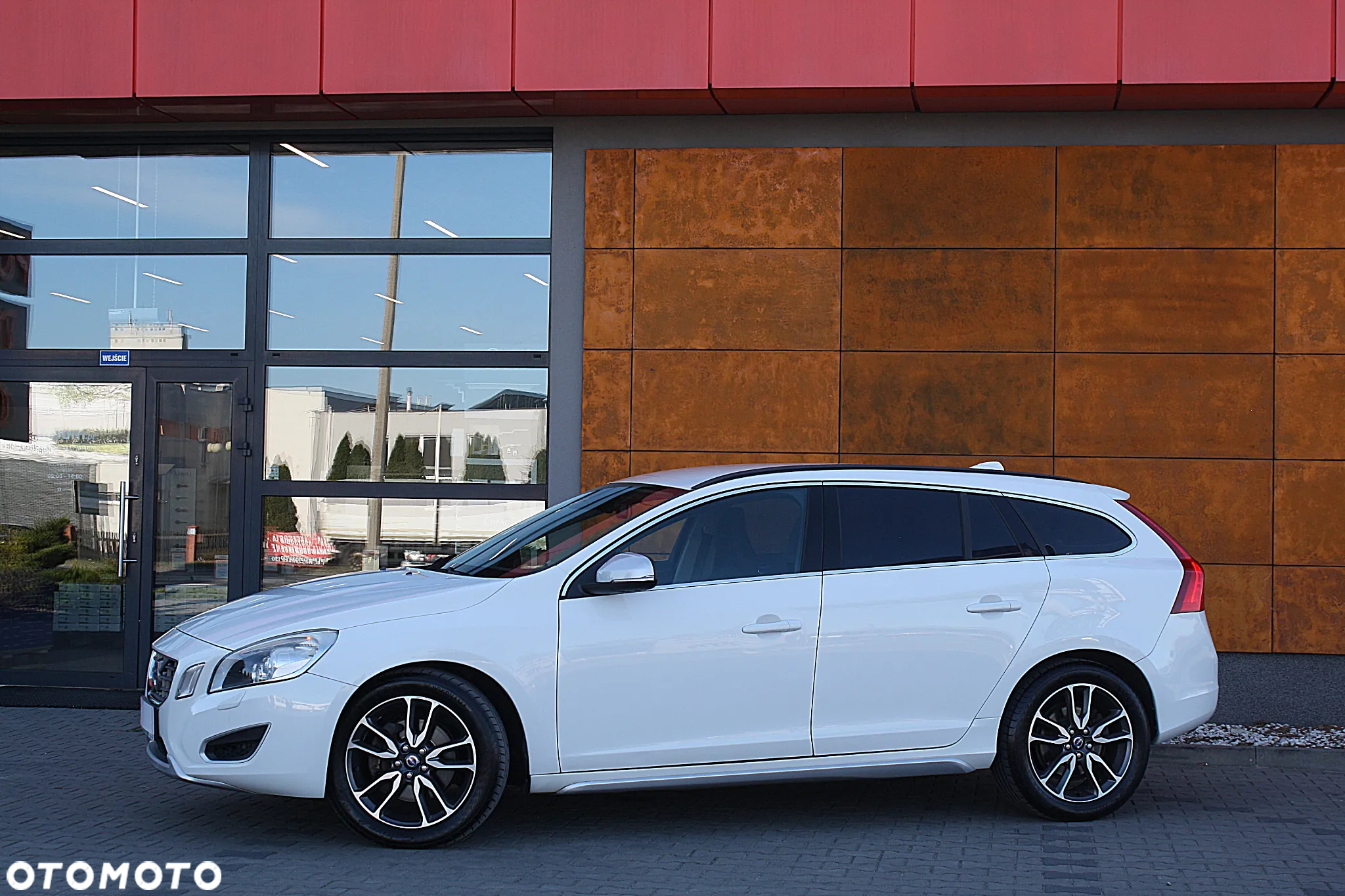 Volvo V60 - 10
