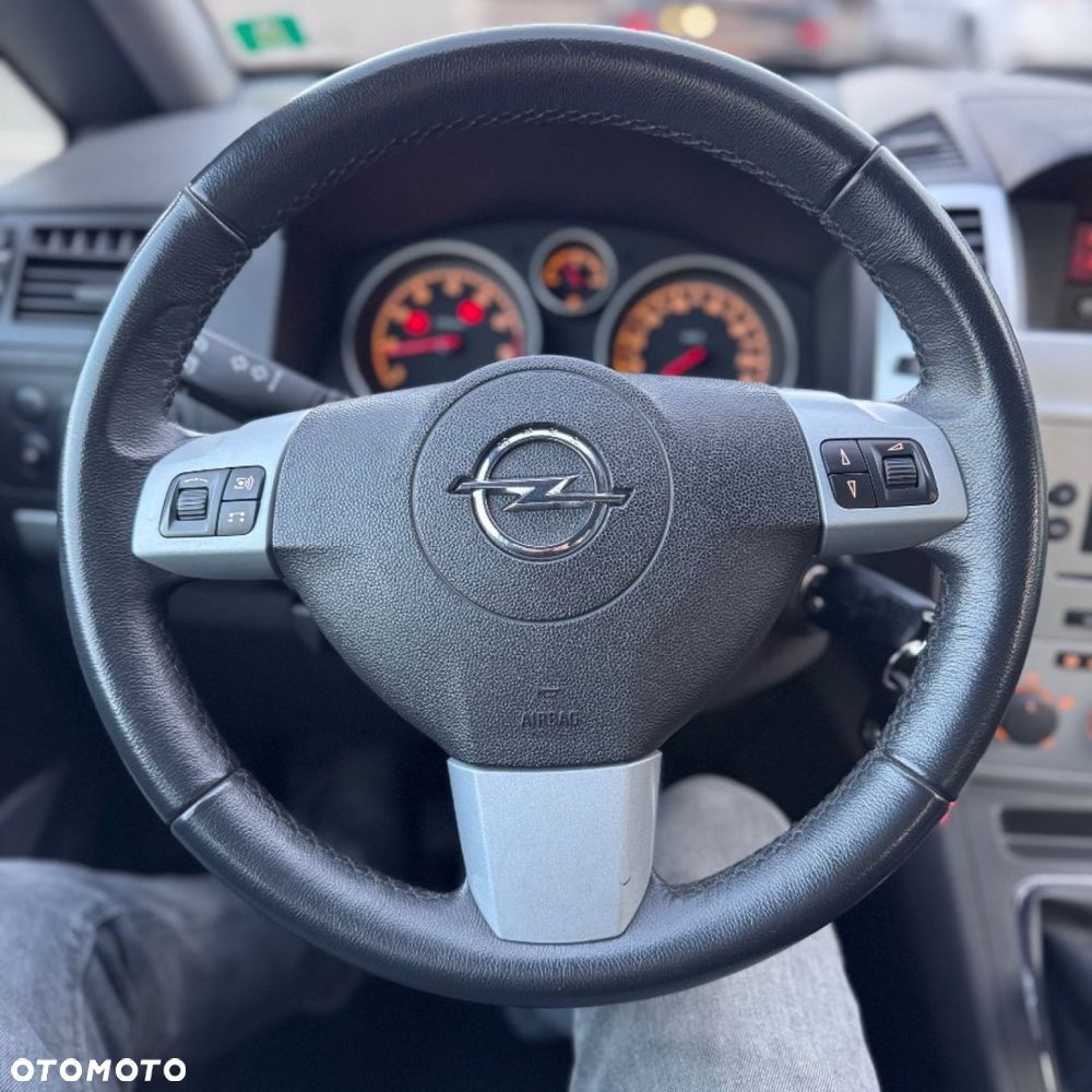 Opel Zafira - 31