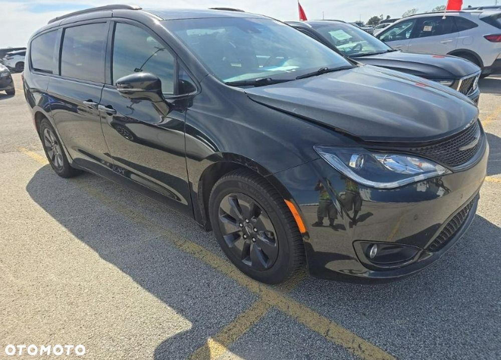 Chrysler Pacifica 2020 photo 3