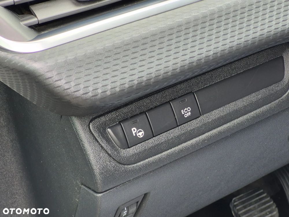 Peugeot 2008 PureTech 130 Stop&Start Crossway - 20