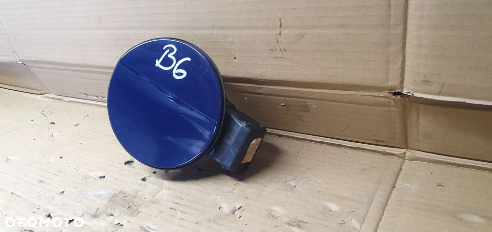 Klapka wlewu paliwa VW Passat B6 3C9809857 - 3