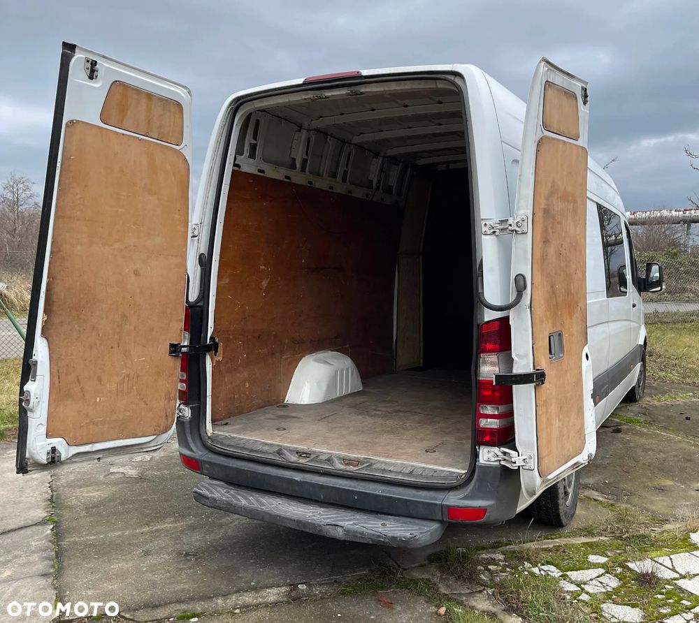 Mercedes-Benz sprinter - 12