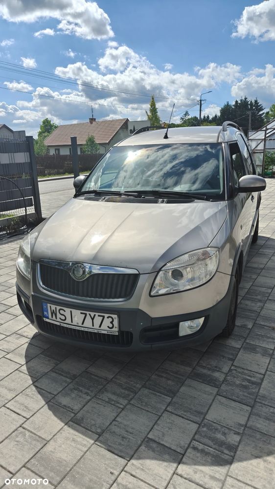 Skoda Roomster 1.9 TDI Scout - 2