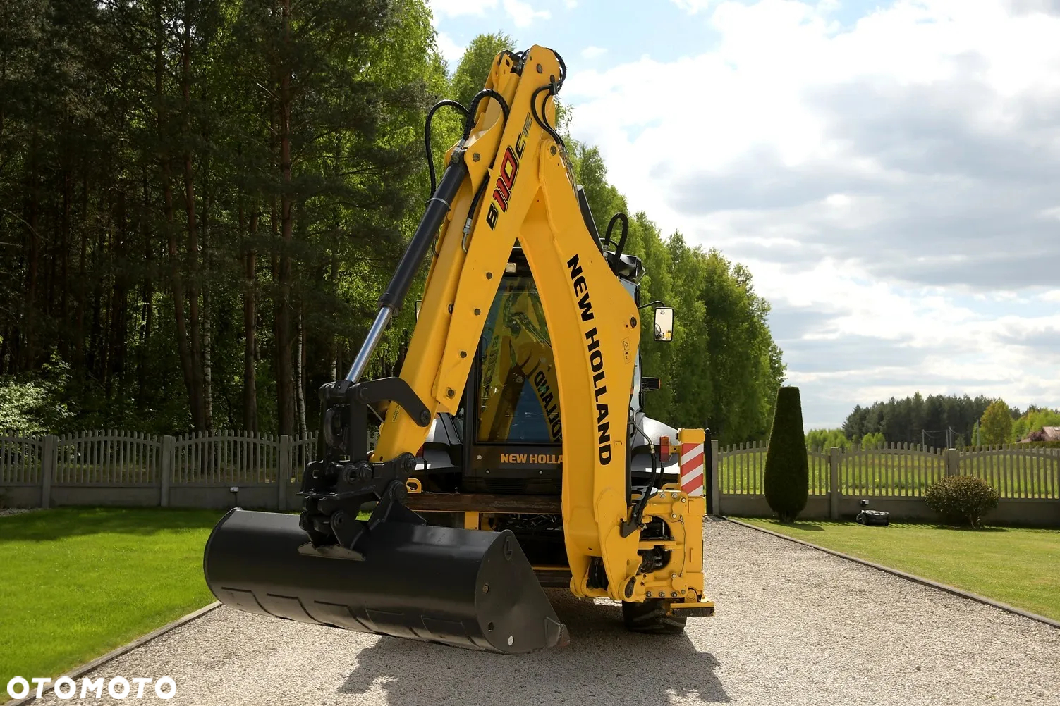 New Holland KOPARKO-ŁADOWARKA * NEW HOLLAND B110C TC * ZNAKOMITY STAN! - 7