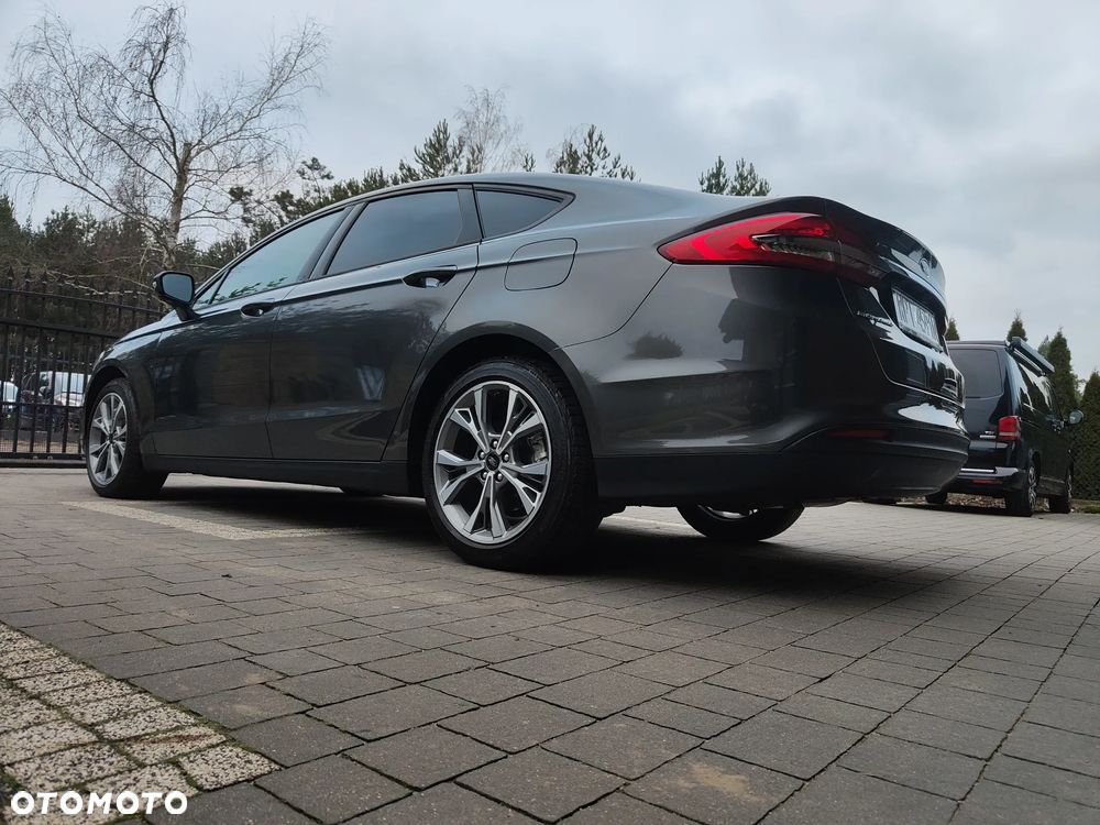 Ford Mondeo 2.0 TDCi Ambiente - 24