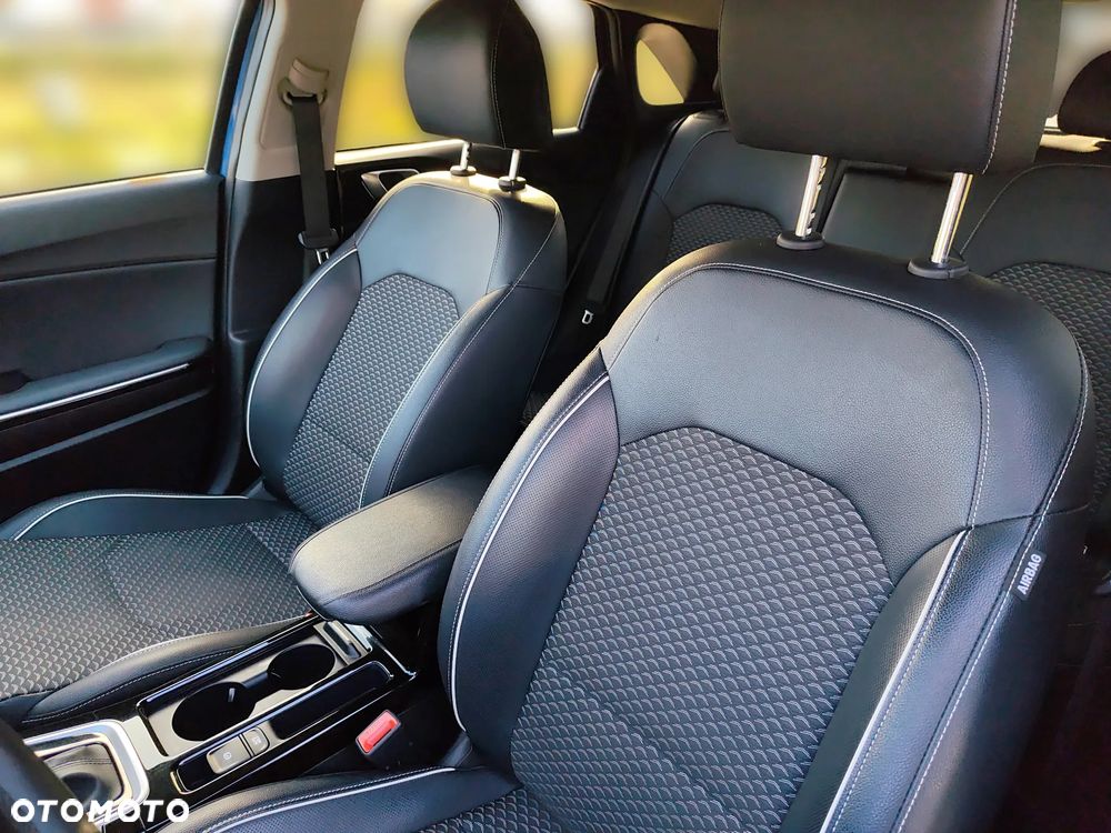 Kia Ceed 1.5 T-GDI Business Line DCT - 11