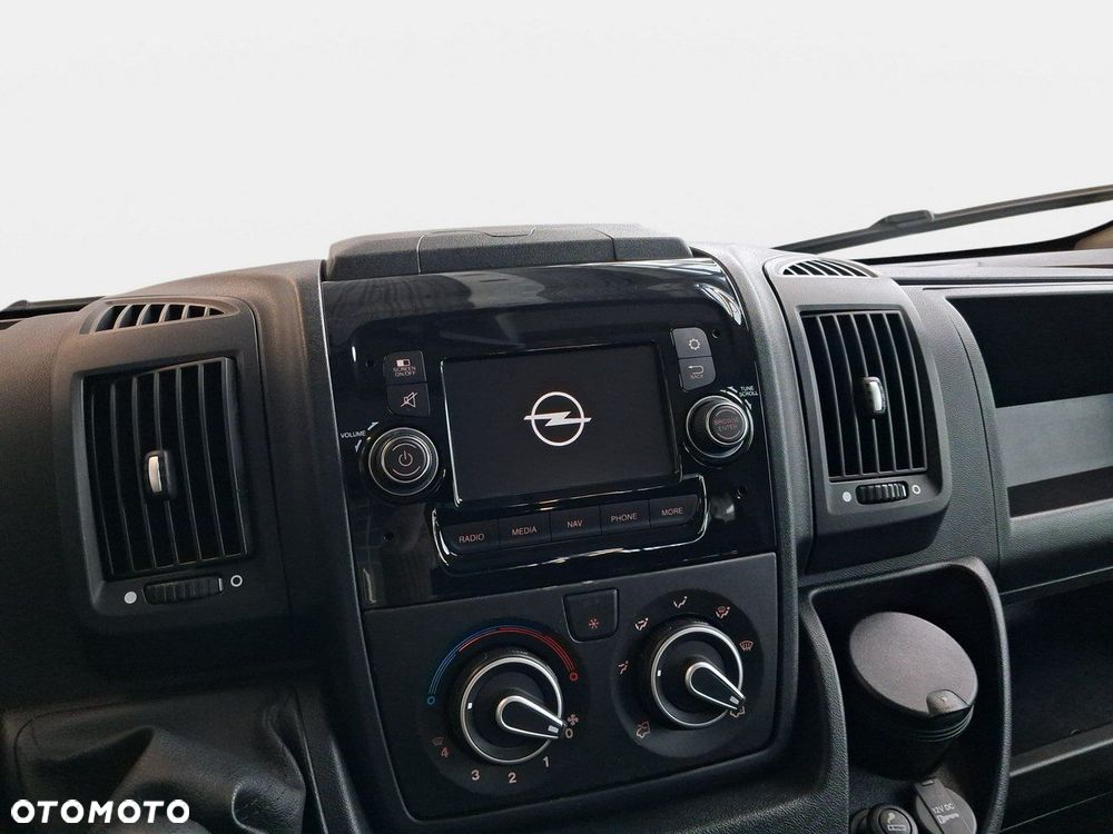 Opel Movano - 16