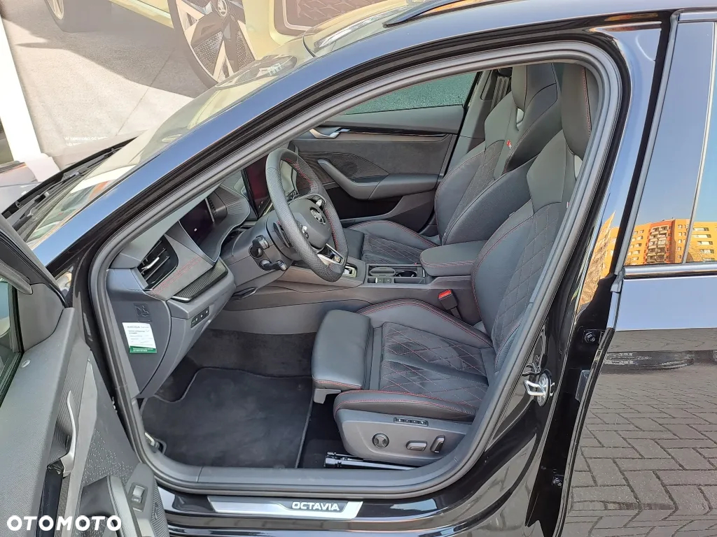 Skoda Octavia 2.0 TSI RS DSG - 6