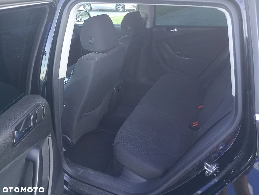 Volkswagen Passat 2.0 TDI Comfortline - 4