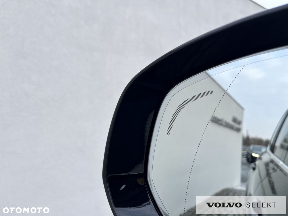 Volvo XC 90 - 13