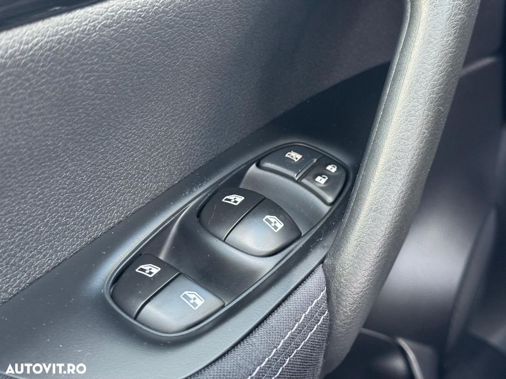 Nissan Qashqai 1.5 DCI DCT TEKNA - 25