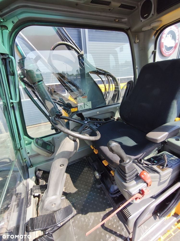 Volvo EW140B - 12
