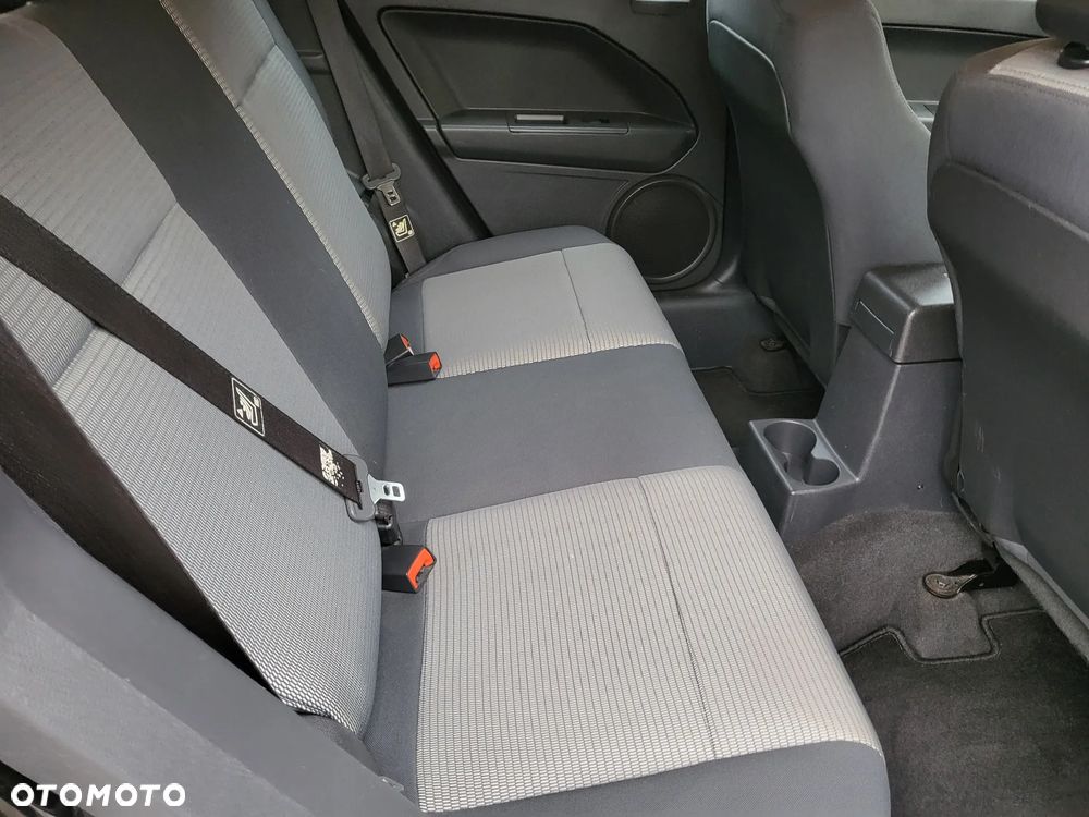 Dodge Caliber 1.8 SXT - 16