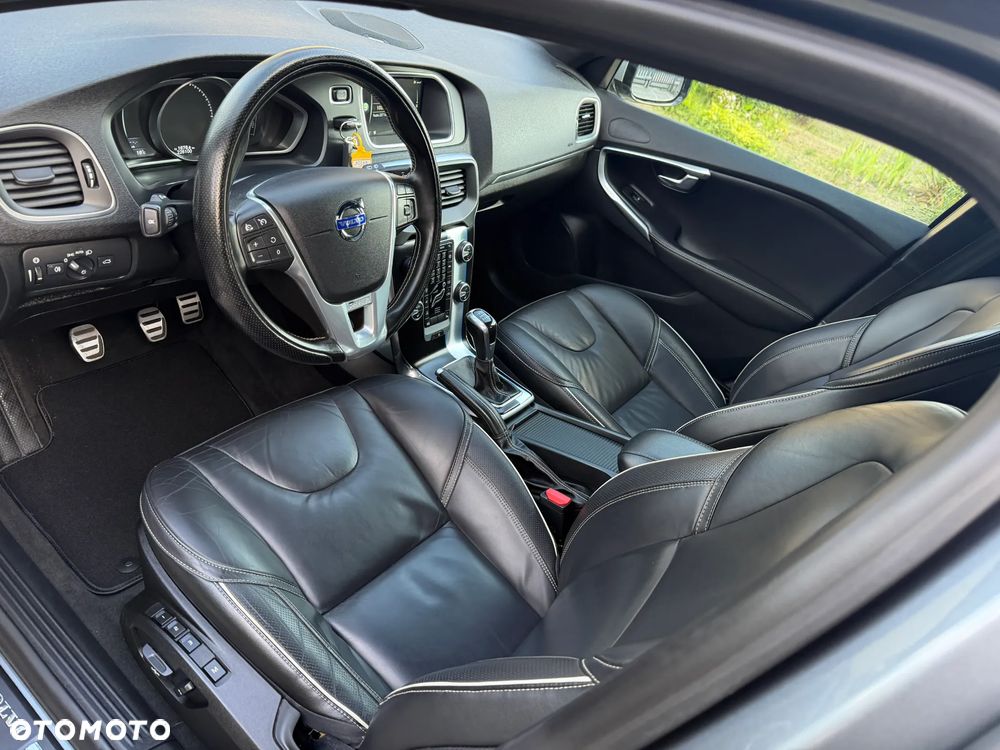 Volvo V40 D4 RDesign - 16
