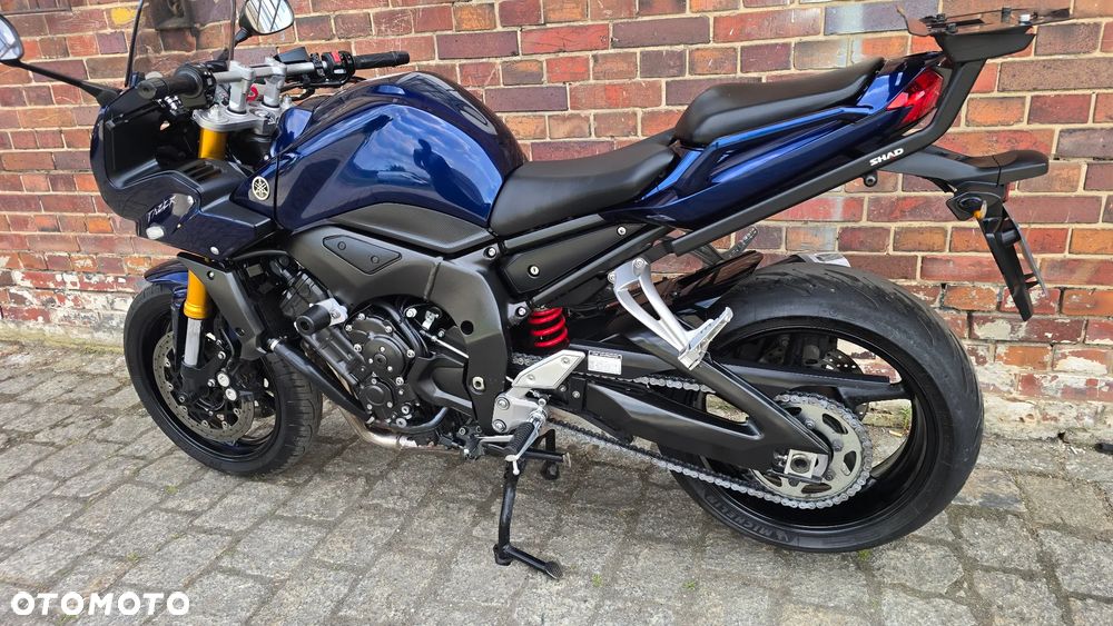 Yamaha FZ - 10
