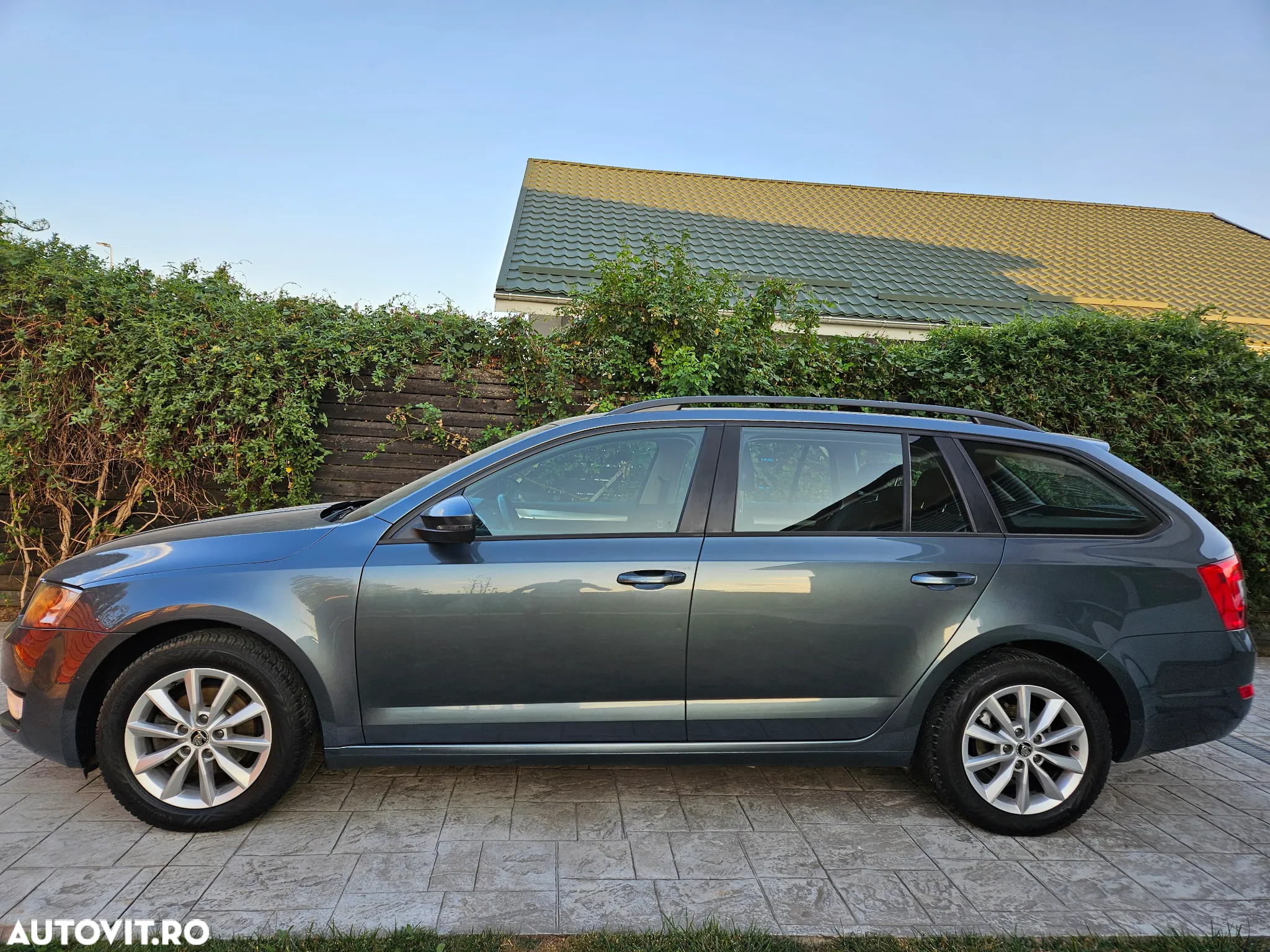 Skoda Octavia 1.6 TDI Ambition - 4
