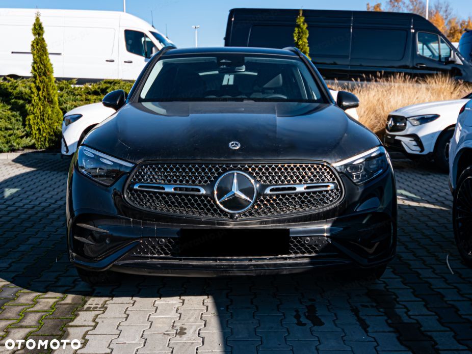 Mercedes-Benz GLC - 2