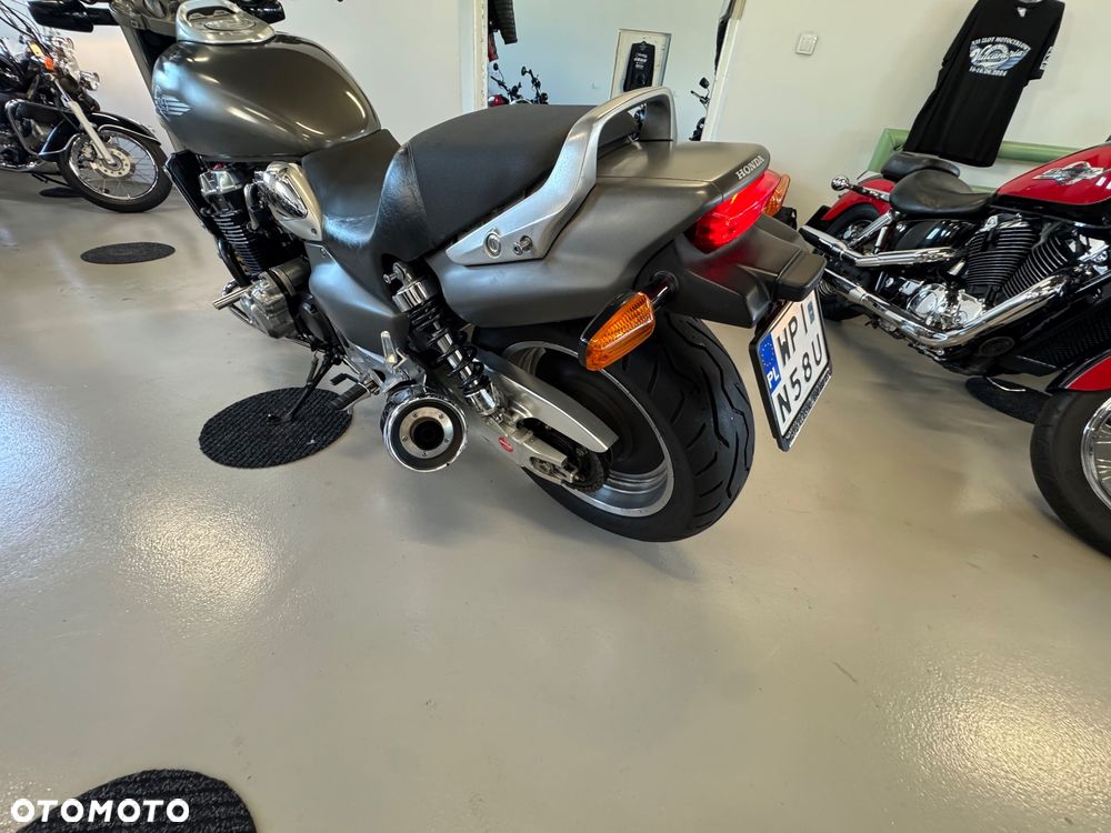 Honda X4 - 18