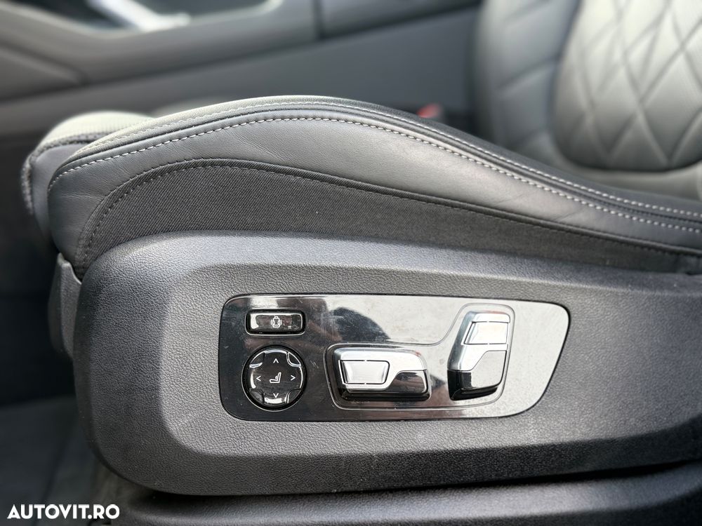 BMW X6 xDrive40d AT MHEV - 12