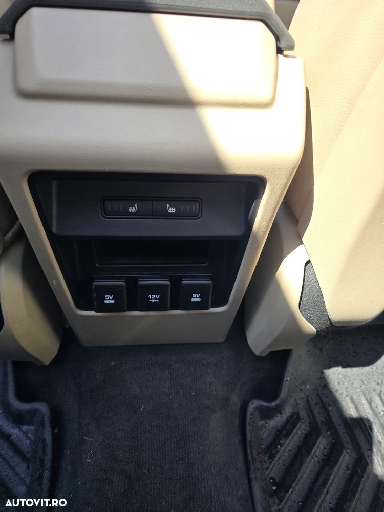 Land Rover Discovery Sport 2.0 l TD4 HSE Luxury Aut. - 8