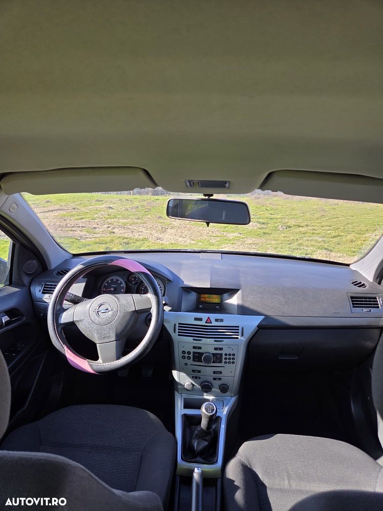 Opel Astra 1.4i 16V Club - 8