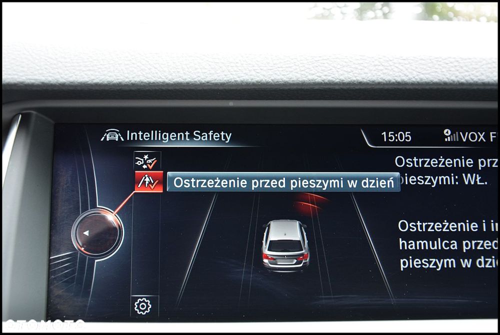 BMW Seria 5 520d - 38